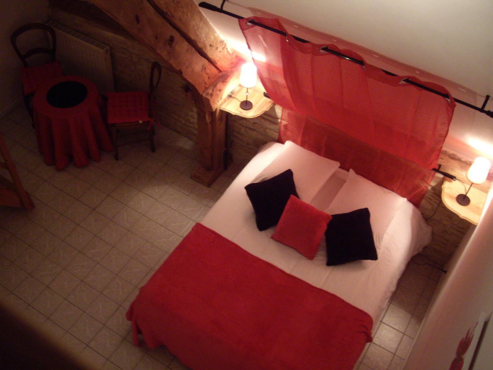 Auberge De La Luzerne Bernieres-sur-Mer Ngoại thất bức ảnh