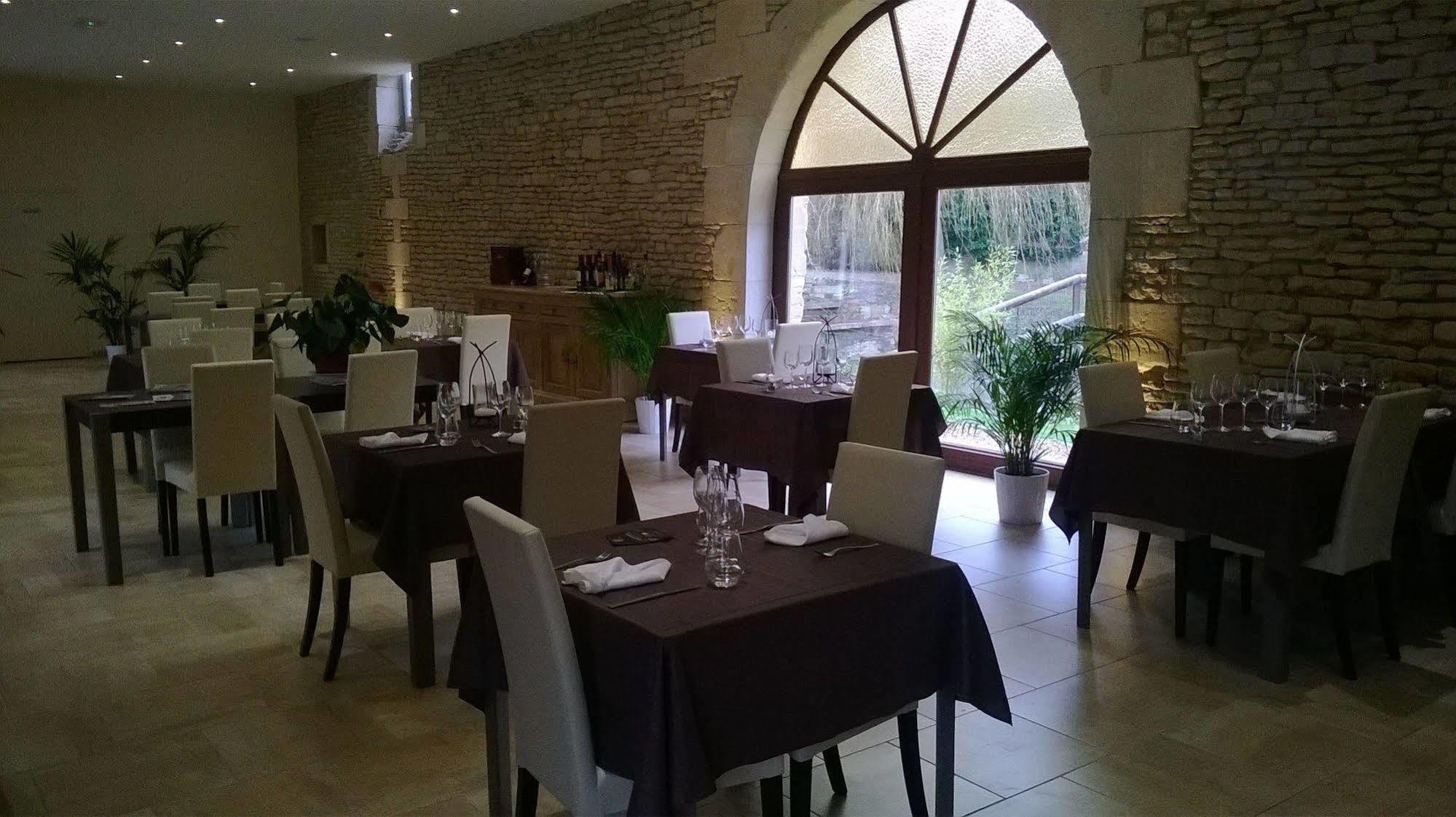 Auberge De La Luzerne Bernieres-sur-Mer Ngoại thất bức ảnh